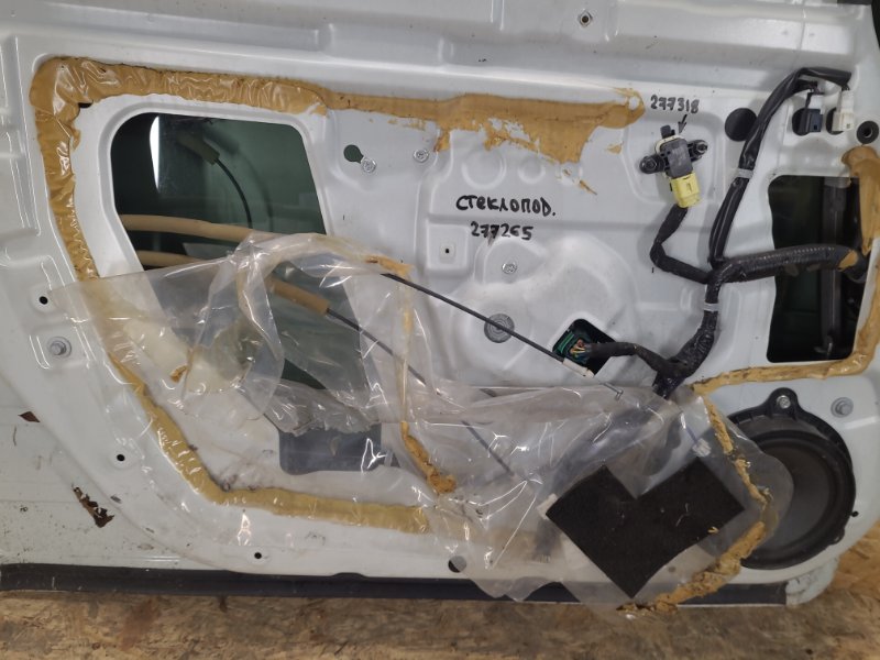 Стеклоподъемник передний левый NISSAN LEAF 18- 80721-3NF5A Б/У