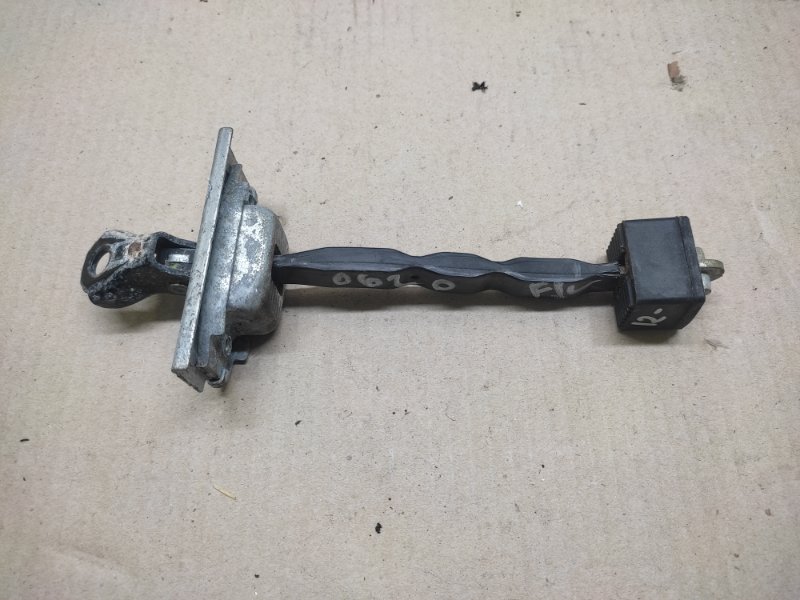 Ограничитель двери передний левый RDX 12-19 2015 Внедорожник 3.5L 6