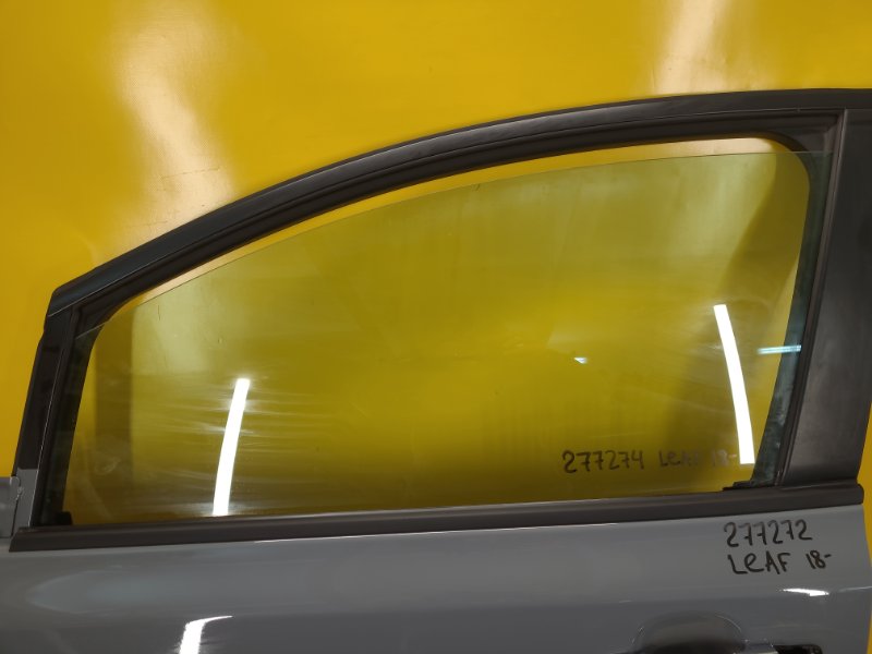Стекло двери переднее левое NISSAN LEAF 18- 80331-5SF0A Б/У