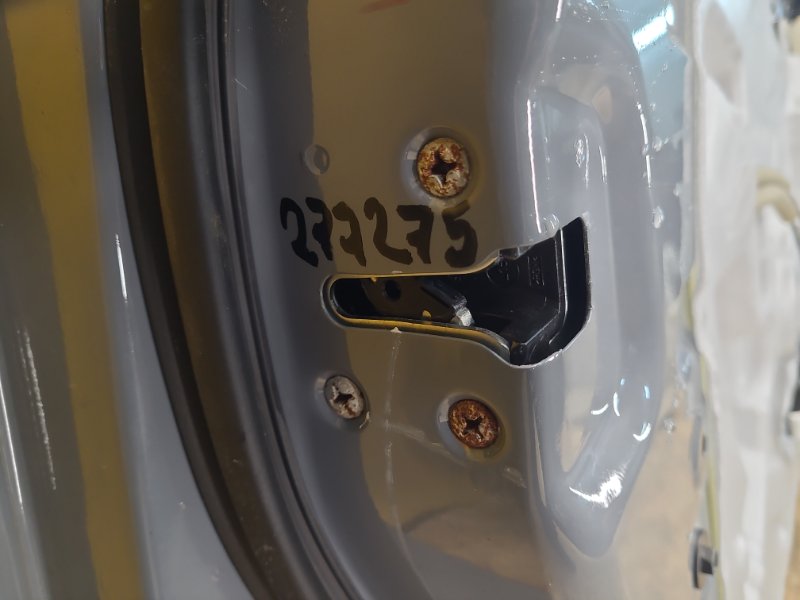 Замок двери передний левый NISSAN LEAF 18- 80501-4NP0A Б/У