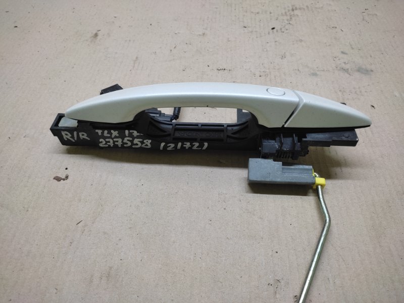 Запчасть ручка двери наружная задняя правая ACURA TLX 17-20 2019 2.4L 72641-TZ3-H71ZM Б/У Ручка двери наружная задняя правая ACURA TLX 17-20 2019 2.4L 72641-TZ3-H71ZM Б/У