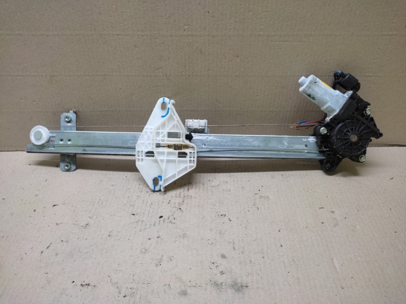 Стеклоподъемник передний правый TLX 17-20 2019 2.4L Стеклоподъемник передний правый TLX 17-20 2019 2.4L