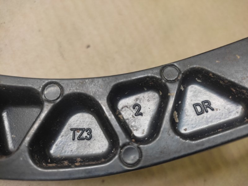 Поводок стеклоочистителя передний передний левый ACURA TLX 17-20 2.4L Поводок стеклоочистителя передний передний левый ACURA TLX 17-20 2.4L