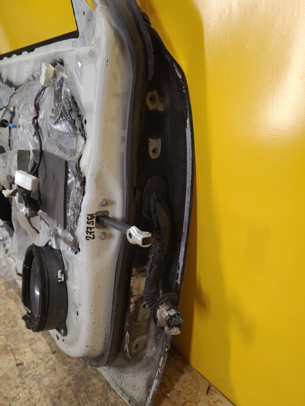 Дверь передняя левая OUTBACK 09-14 BR