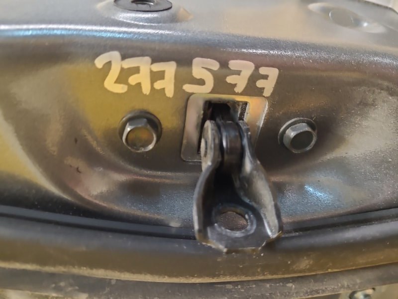 Запчасть ограничитель двери задний правый NISSAN LEAF 18- 82430-3NF0A Б/У Ограничитель двери задний правый NISSAN LEAF 18- 82430-3NF0A Б/У