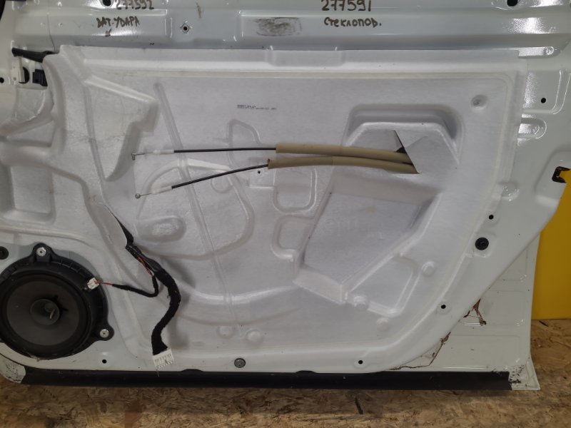 Стеклоподъемник передний правый NISSAN LEAF 18- 80720-3NF5A Б/У