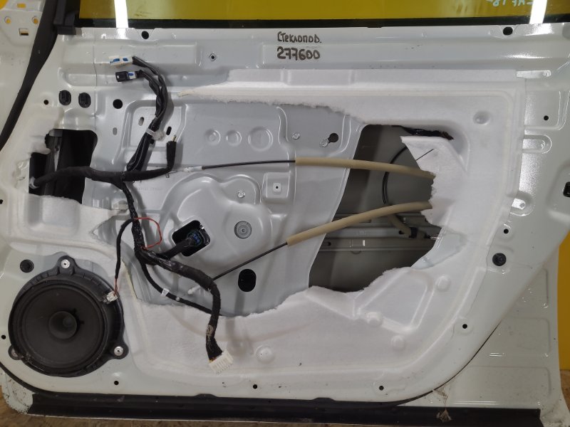 Стеклоподъемник передний правый NISSAN LEAF 18- 80720-3NF5A Б/У