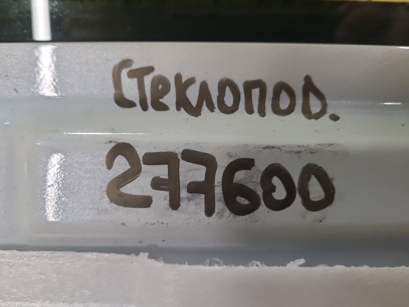 Стеклоподъемник передний правый LEAF 18-