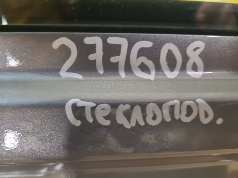 Стеклоподъемник передний правый LEAF 18-