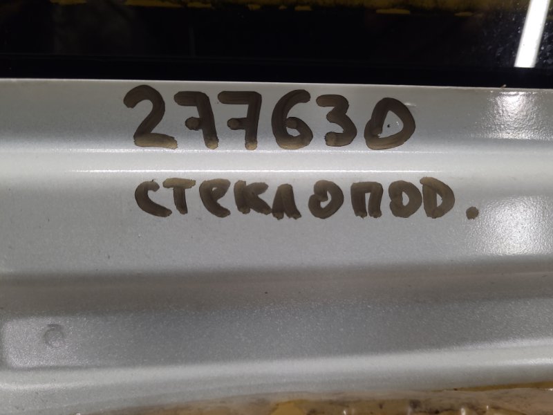 Стеклоподъемник задний правый LEAF 18- Стеклоподъемник задний правый LEAF 18-