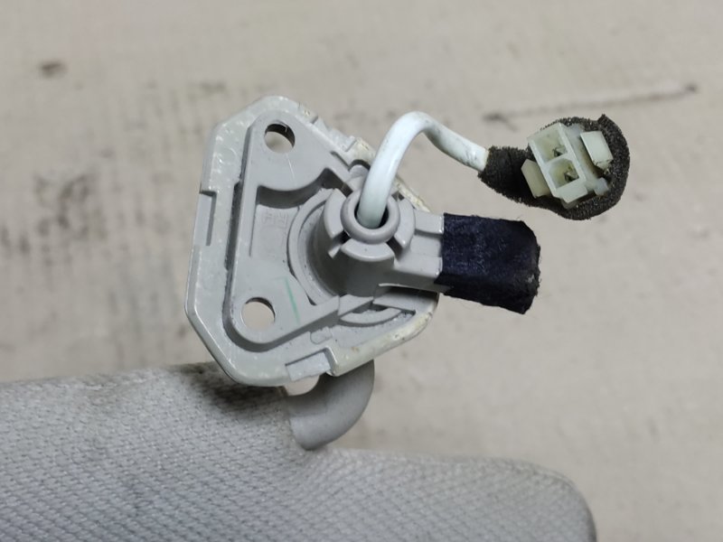 Козырек солнцезащитный правый INFINITI M35/M45 04-10 3.5 VQ35DE