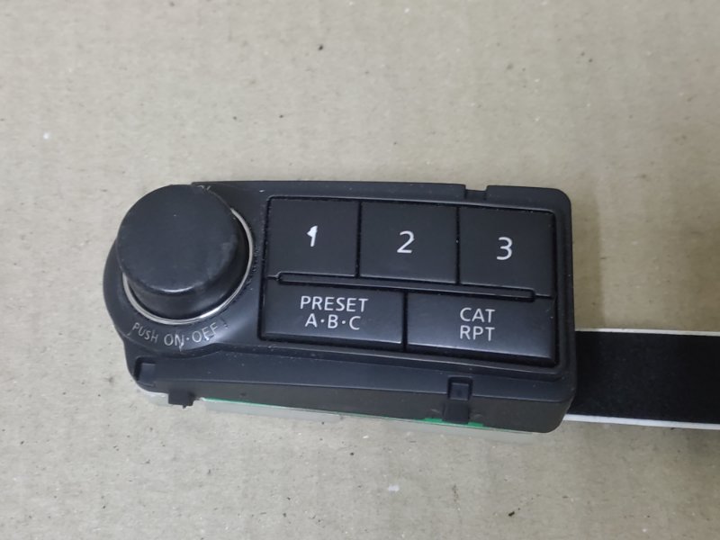 Блок управления мультимедиа M35/M45 04-10 2004 3.5 VQ35DE