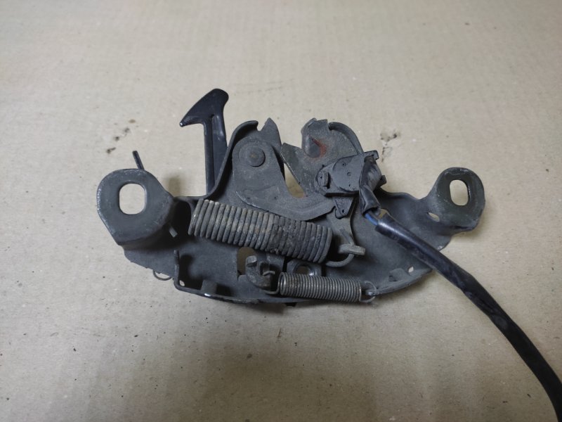 Замок капота M35/M45 04-10 2004 3.5 VQ35DE