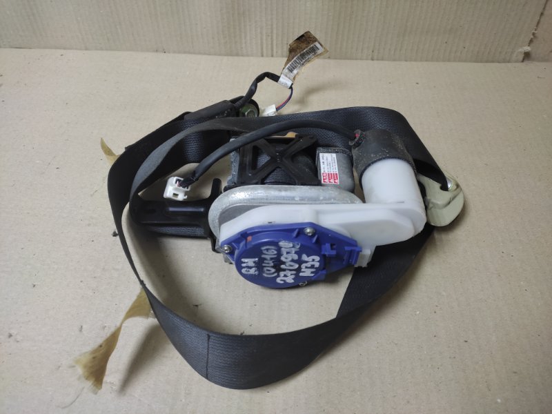 Ремень безопасности передний правый INFINITI M35/M45 04-10 2004 3.5 VQ35DE 86884-EH201 Б/У