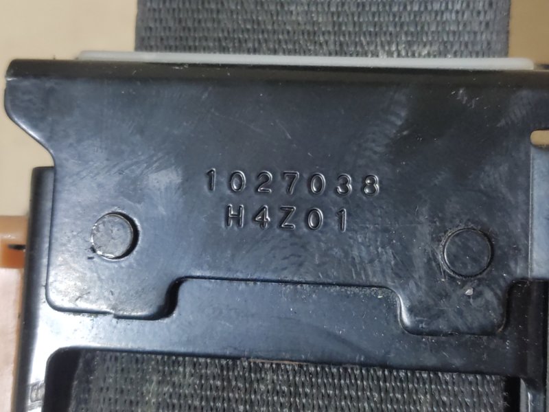 Ремень безопасности передний правый M35/M45 04-10 2004 3.5 VQ35DE