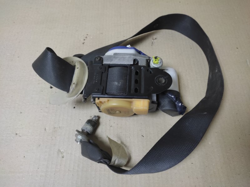 Ремень безопасности передний левый M35/M45 04-10 2004 3.5 VQ35DE