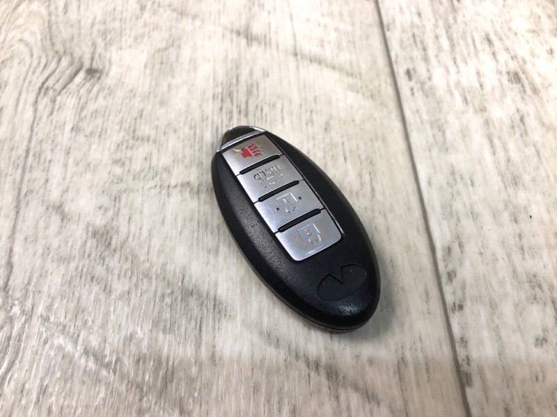 Ключ зажигания INFINITI M35/M45 04-10 285E3-EH10D Б/У