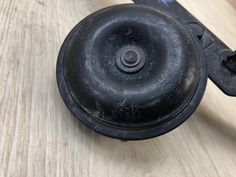 Сигнал JUKE 10-19 2011 F15 1.6 MR16DDT