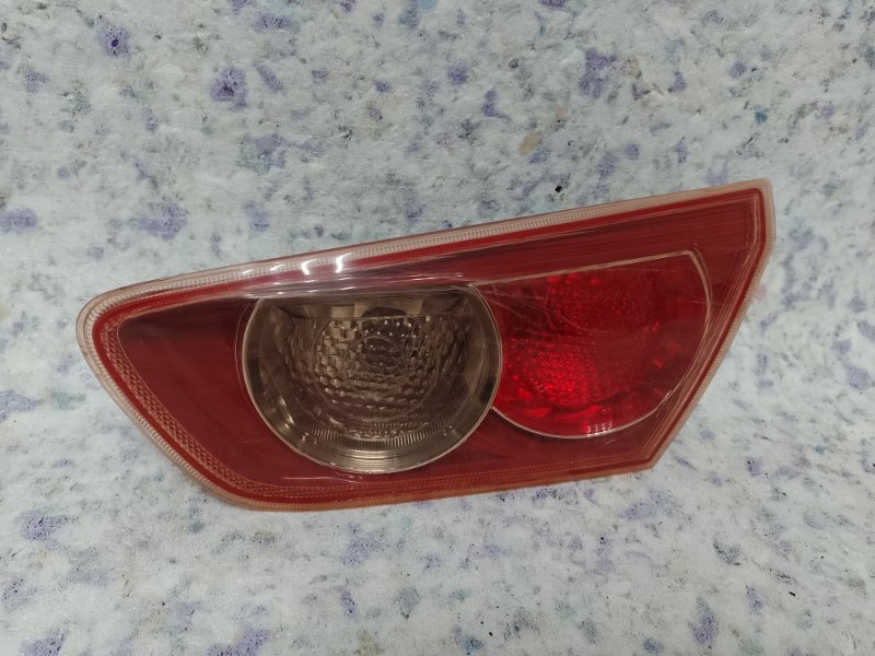 Фонарь внутренний задний правый MITSUBISHI LANCER X 10 07-15 8330A112 Б/У