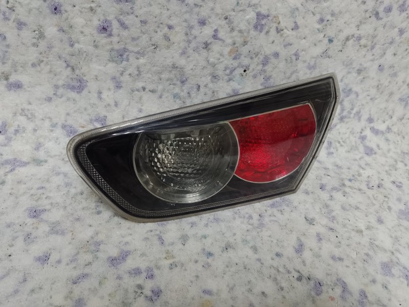 Фонарь внутренний задний правый MITSUBISHI LANCER X 10 07-15 8330A626 Б/У