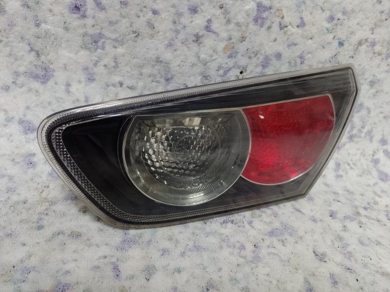 Фонарь внутренний задний правый MITSUBISHI LANCER X 10 07-15 8330A626 Б/У