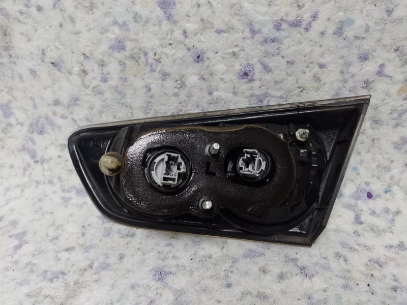 Фонарь внутренний задний левый LANCER X 10 07-15