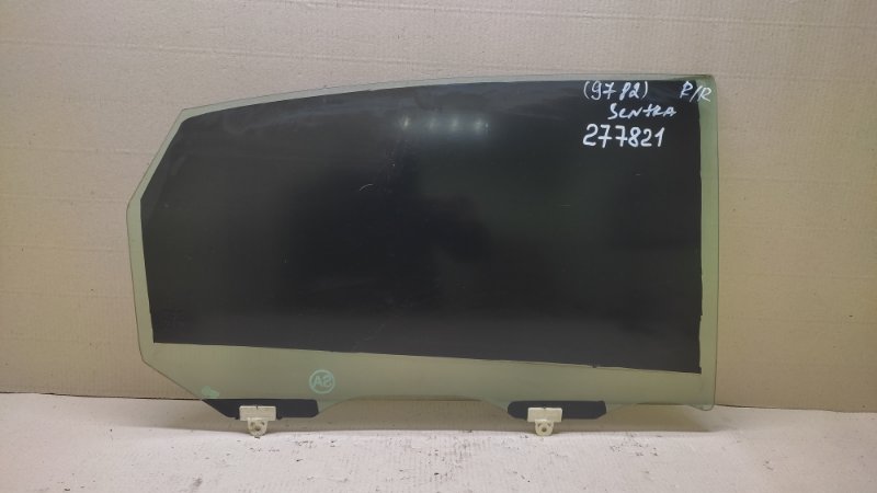Стекло двери заднее правое NISSAN SENTRA B17 12-21 2013 1.8 MRA8DE 82300-3SG0A Б/У