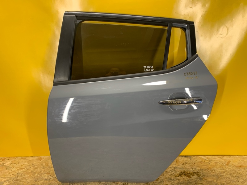 Дверь задняя левая NISSAN LEAF 18- 82101-5SF0A Б/У