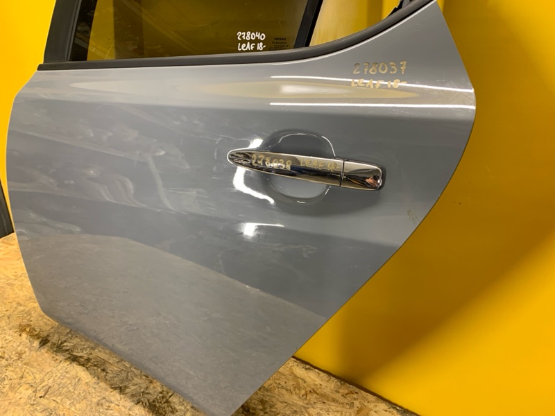 Дверь задняя левая NISSAN LEAF 18-