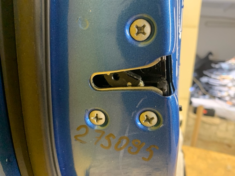 Замок двери задний левый NISSAN LEAF 18- 82501-4NP0A Б/У