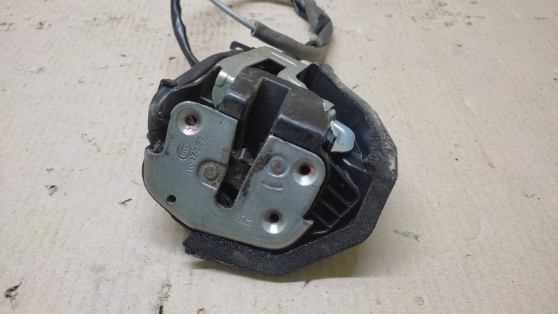 Замок двери боковой задний правый SEDONA 14-18 16 YP 3.3 G6DM Замок двери боковой задний правый SEDONA 14-18 16 YP 3.3 G6DM