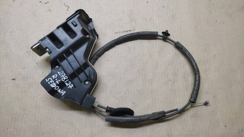 Замок двери боковой задний левый KIA SEDONA 14-18 16 YP 3.3 G6DM 81400-A9000 Б/У