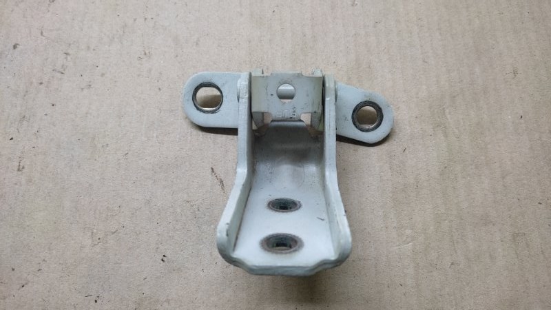 Петля двери верхняя передняя правая SEDONA 14-18 16 YP 3.3 G6DM