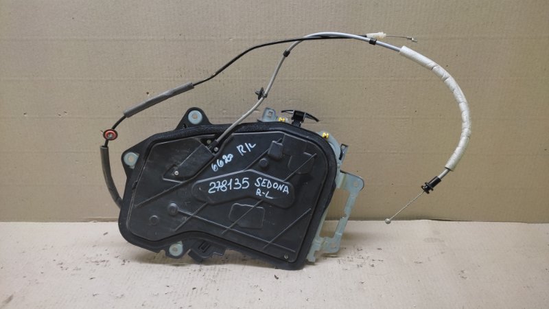 Ручка двери внутренняя задняя левая SEDONA 14-18 16 YP 3.3 G6DM