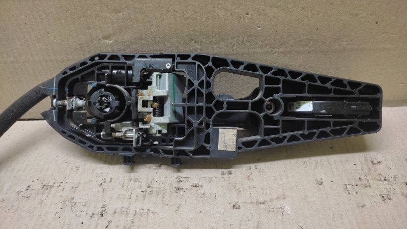 Ручка двери наружная задняя левая FUSION 14- 2014 2.5L