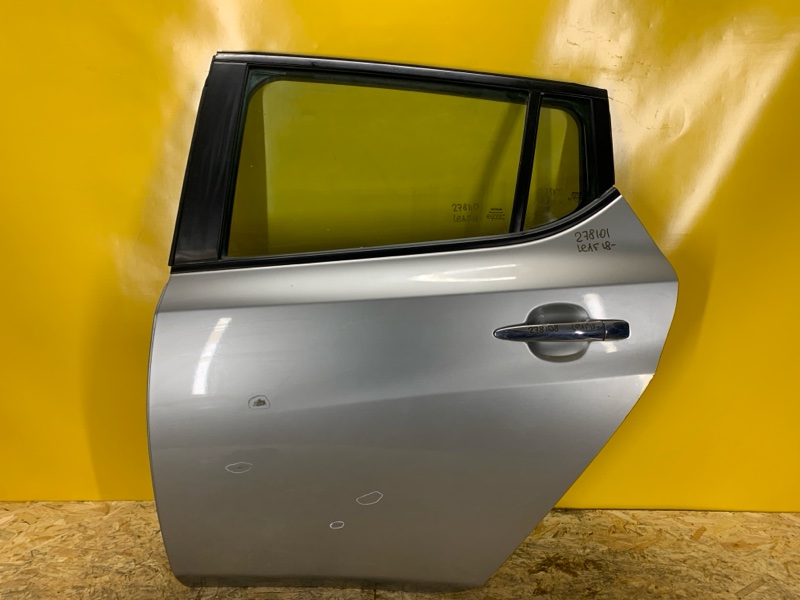 Дверь задняя левая NISSAN LEAF 18- 82101-5SF0A Б/У