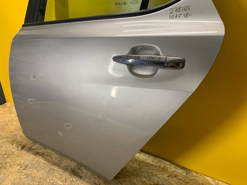Дверь задняя левая NISSAN LEAF 18-