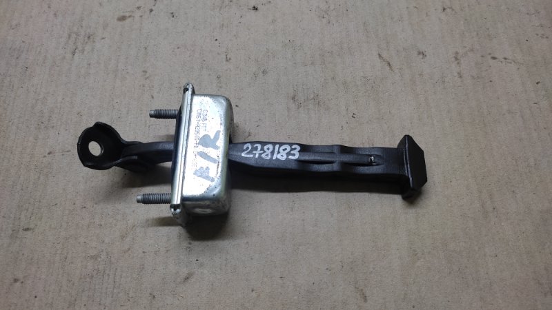 Ограничитель двери передний правый FORD FOCUS 10-18 CP9Z-5823500-A Б/У