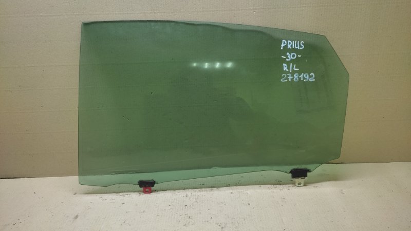 Стекло двери заднее левое TOYOTA PRIUS - 30 09-17 68104-47051 Б/У