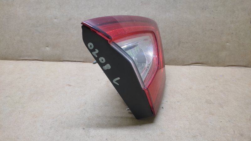 Фонарь внутренний левый FUSION 14- 2014 2.5L