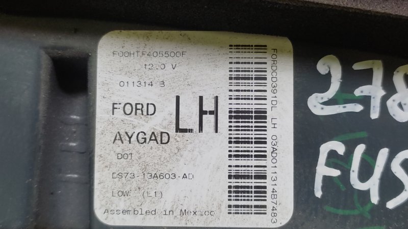 Фонарь внутренний левый FUSION 14- 2014 2.5L