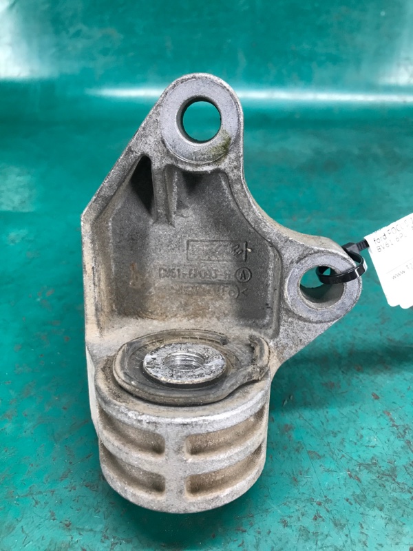 Кронштейн КПП FORD FOCUS 10-18