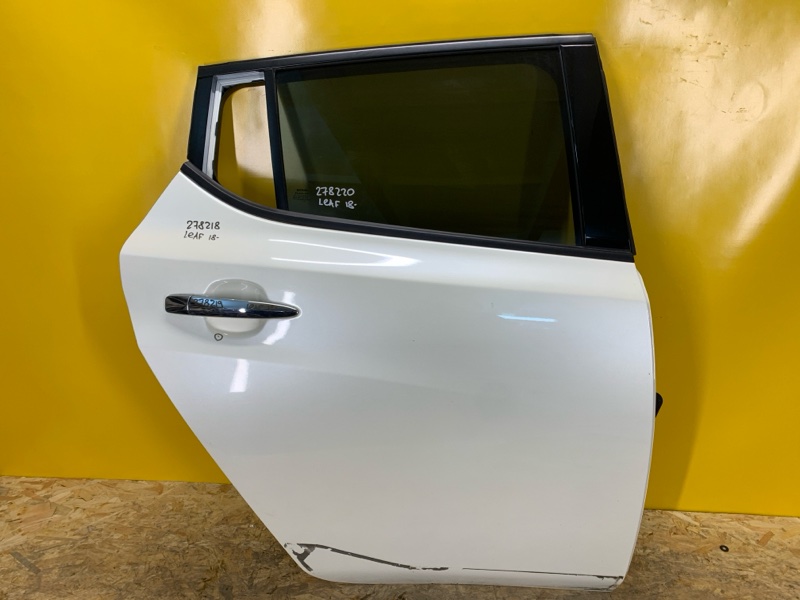 Дверь задняя правая NISSAN LEAF 18- 82100-5SF0A Б/У