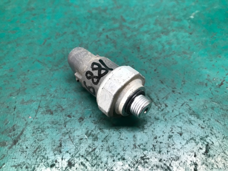 Датчик давления кондиционера TOYOTA CAMRY 30 02-06 2005 2.4 2AZFE 88645-08010 Б/У