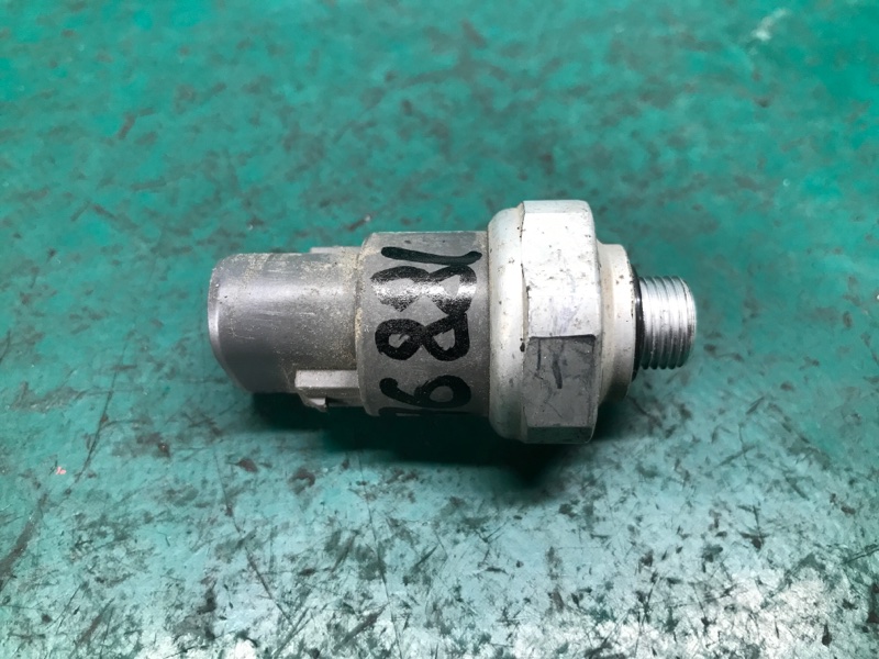 Датчик давления кондиционера TOYOTA CAMRY 30 02-06 2.4 2AZFE
