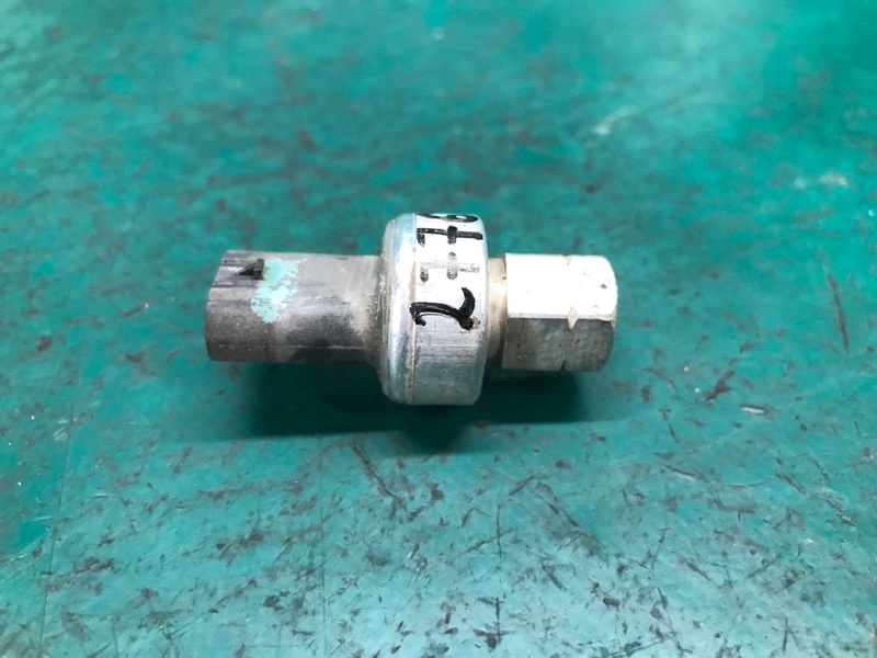 Датчик давления кондиционера DODGE JOURNEY 08-20 2.4 ED3