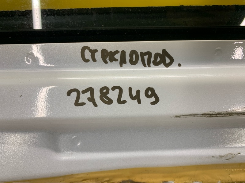 Стеклоподъемник задний правый LEAF 18-