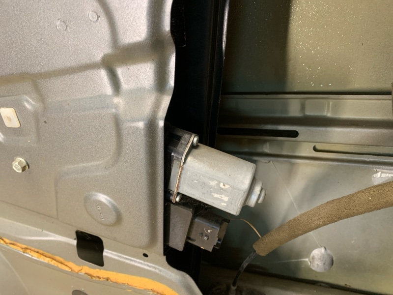 Стеклоподъемник передний правый QASHQAI/ROGUE SPORT 14- Стеклоподъемник передний правый QASHQAI/ROGUE SPORT 14-