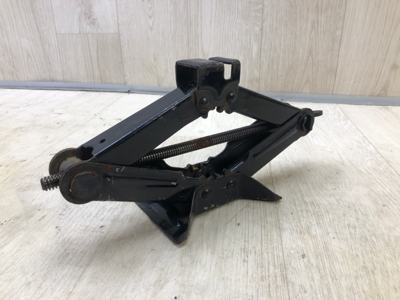 Домкрат MAZDA 3 BK 03-08