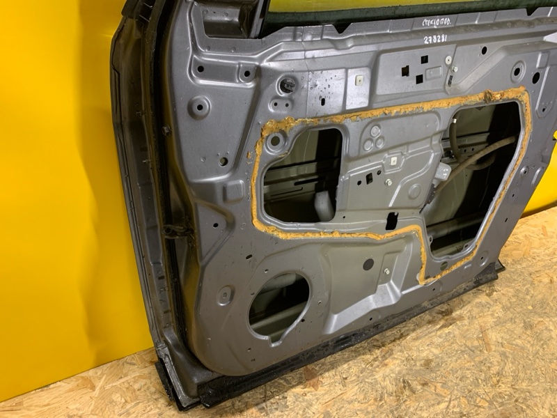 Дверь передняя правая QASHQAI/ROGUE SPORT 14-